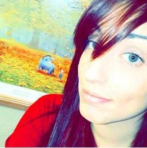 Meet your Posher, Emira